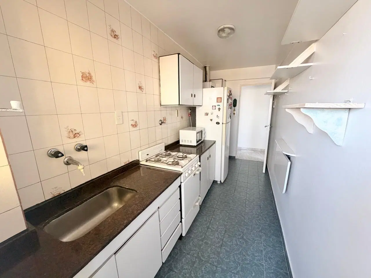 Excelente Departamento 4 ambientes piso 15 con vista abierta cochera fija en Palermo 4