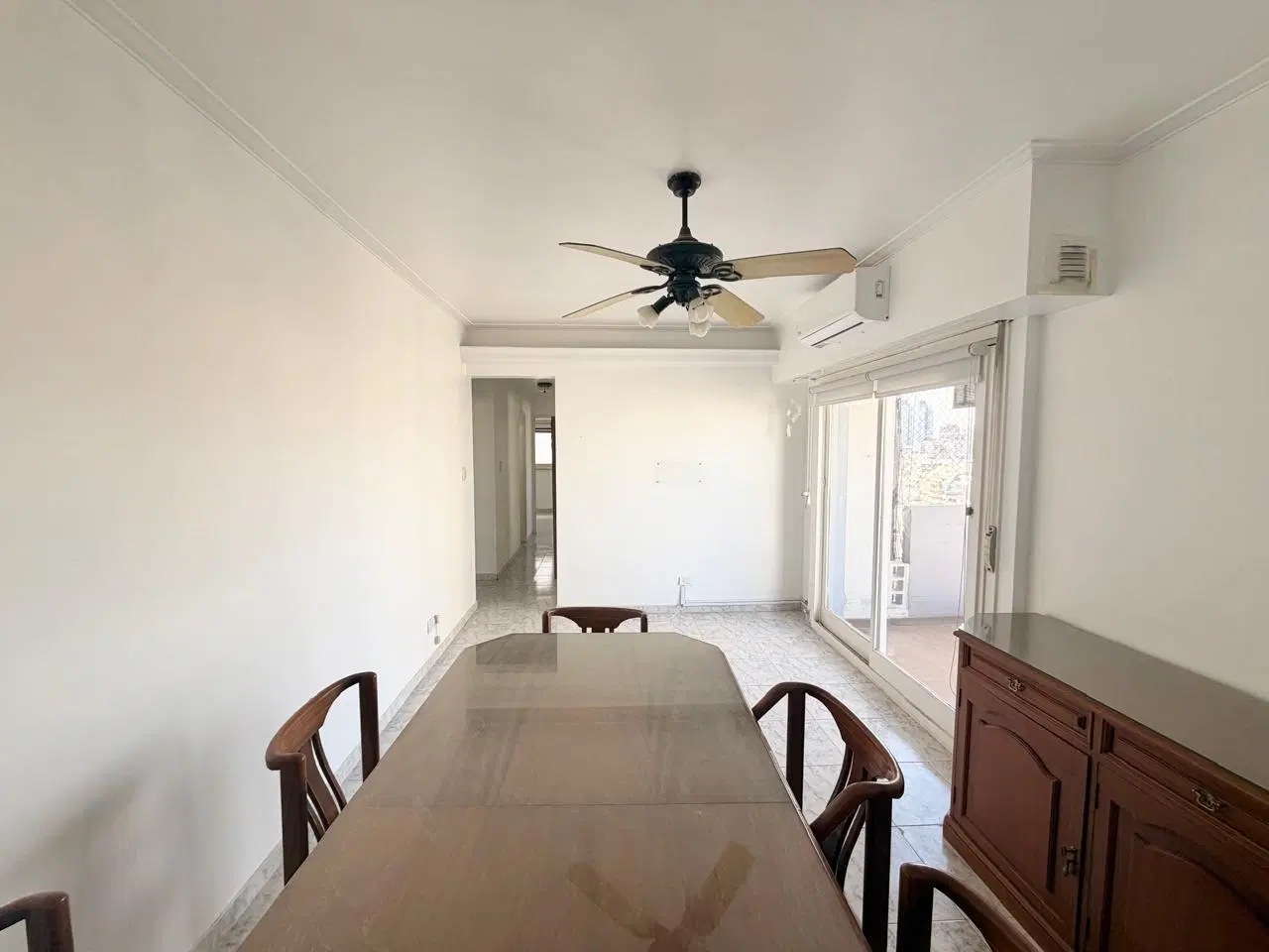 Excelente Departamento 4 ambientes piso 15 con vista abierta cochera fija en Palermo 5