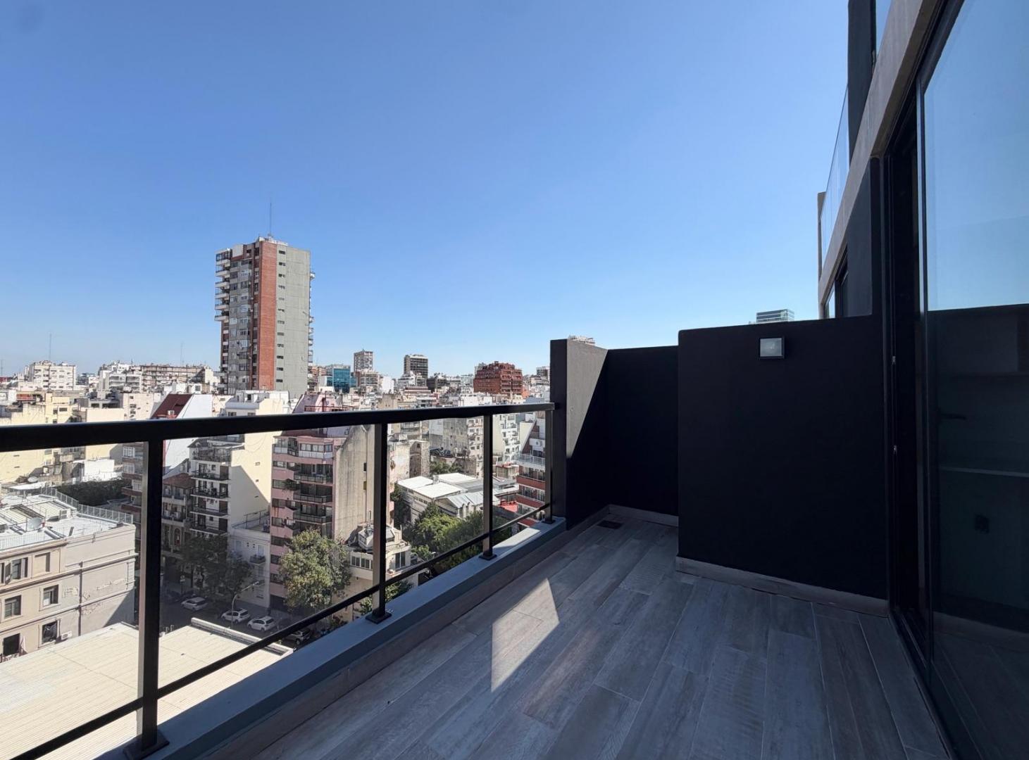Excelente Monoambiente al frente con balcón aterrazado a estrenar.