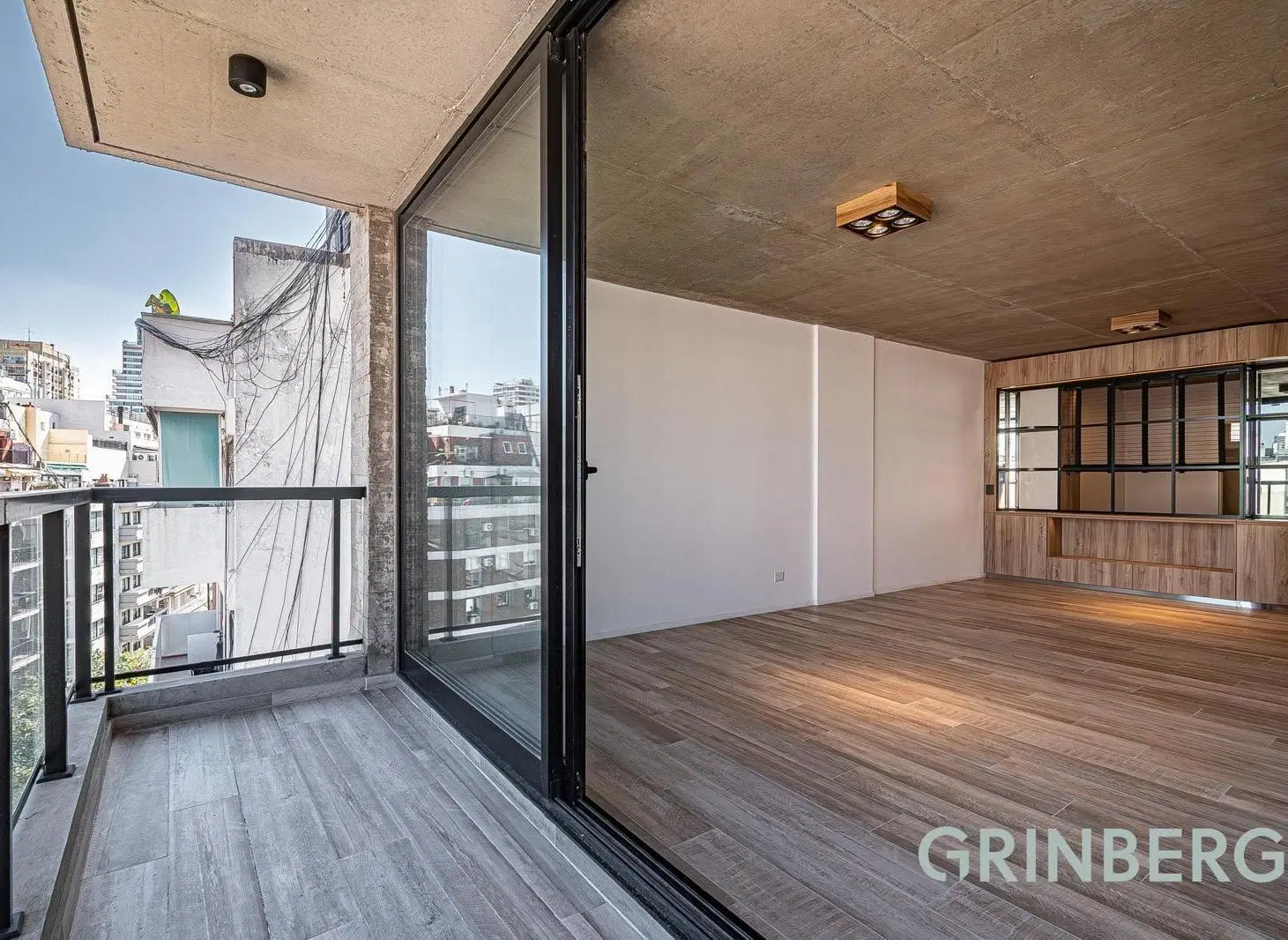 Excelente Departamento a estrenar en piso alto! Recoleta. 3