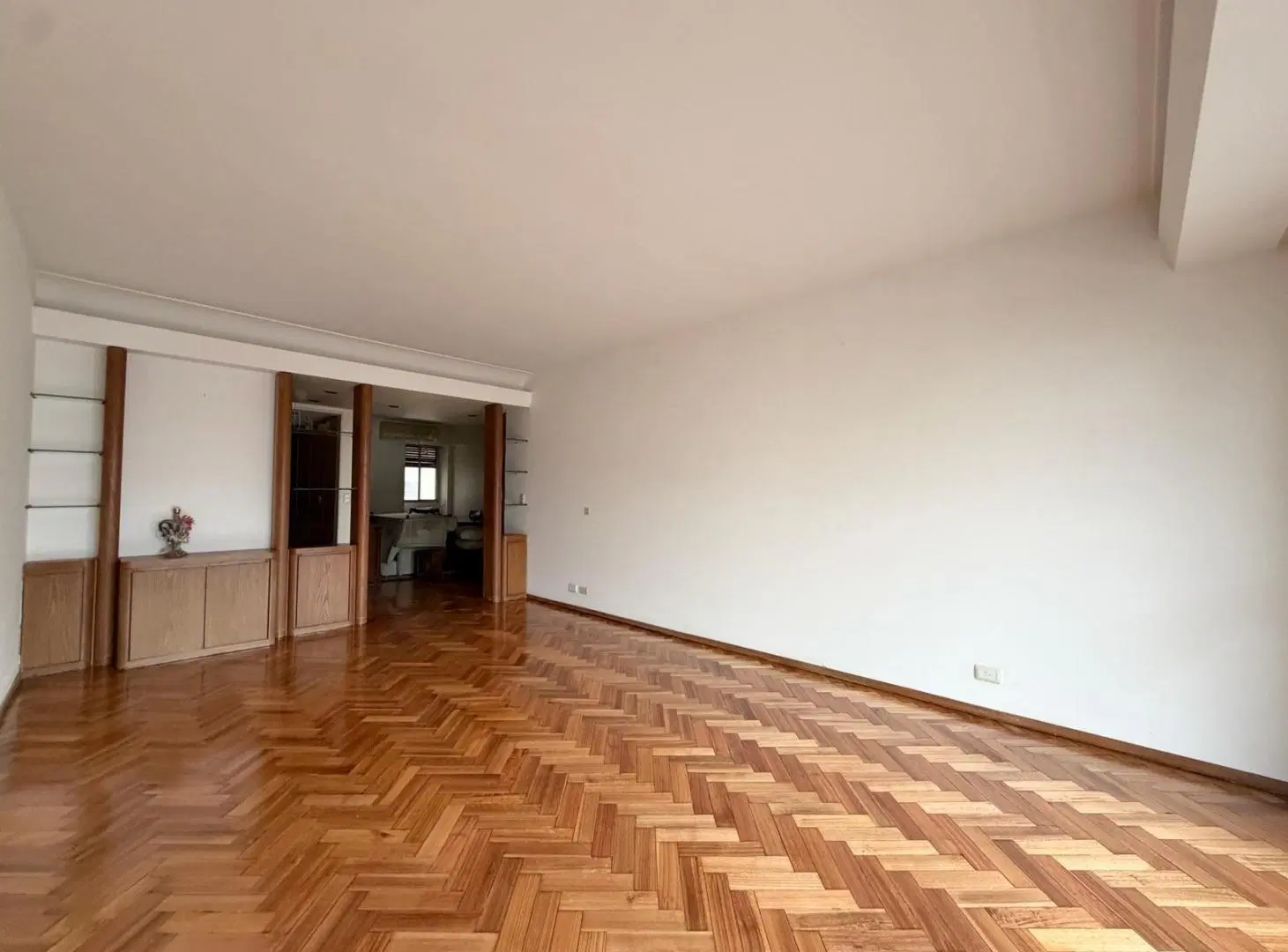 Increible Departamento 3 ambientes con dependencia al frente en Recoleta. 3