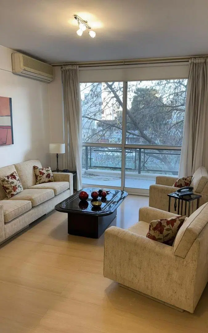 Departamento 3 ambientes con balcon corrido y cochera en Villa Urquiza 3