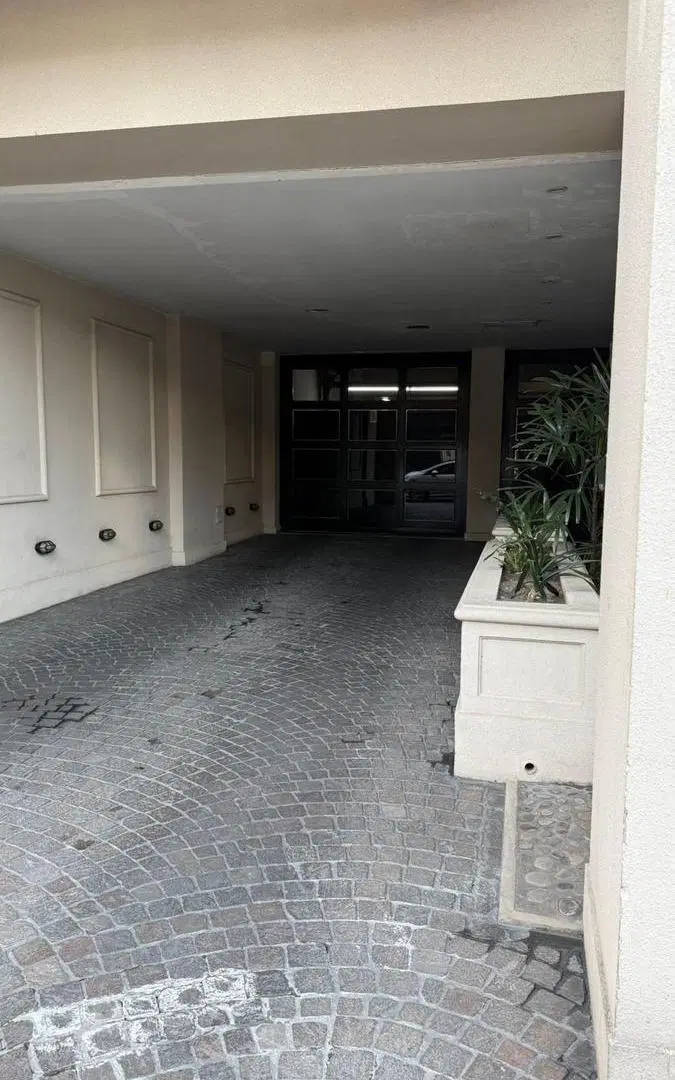 Departamento 3 ambientes con balcon corrido y cochera en Villa Urquiza 4