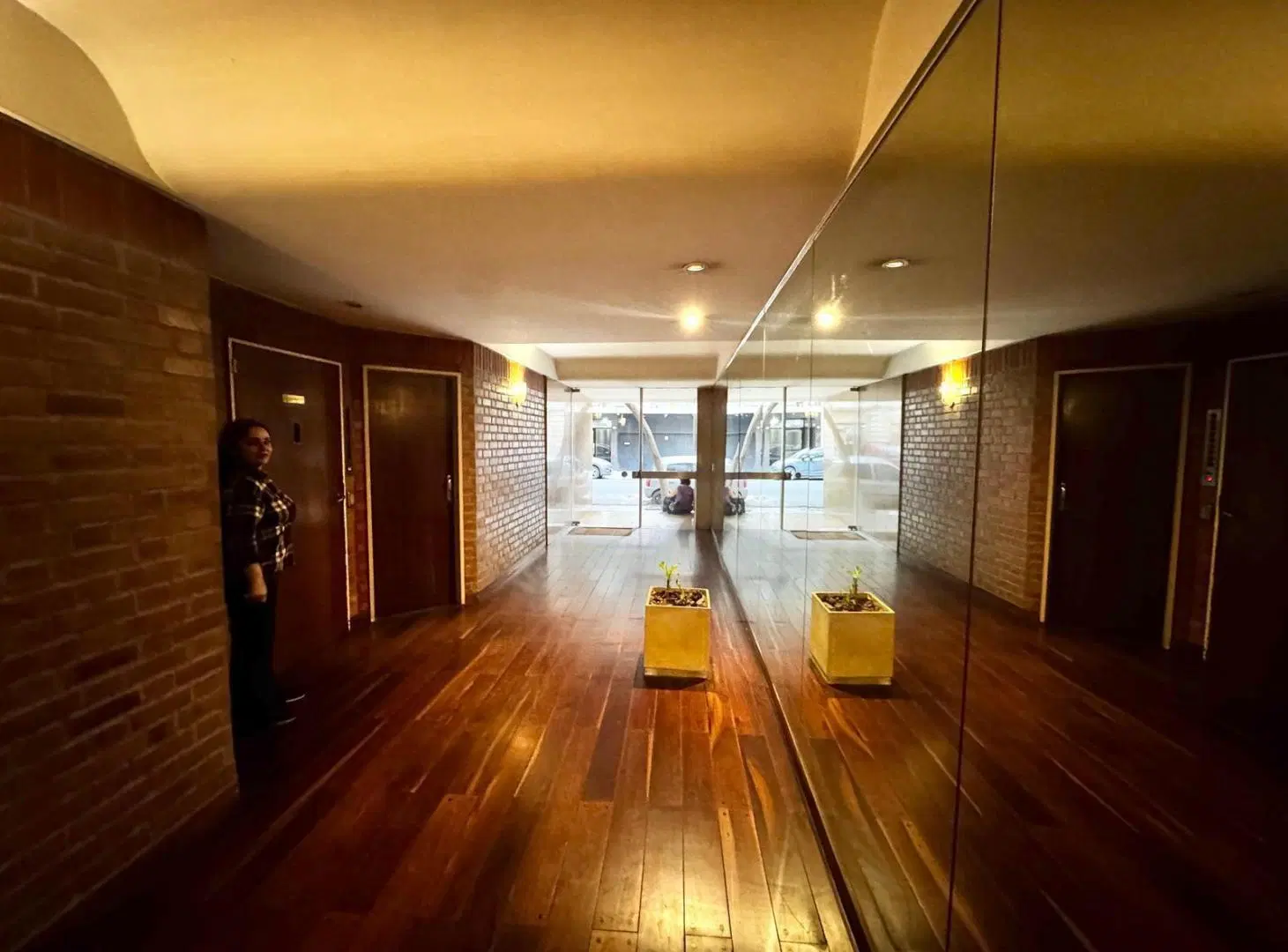 Departamento 4 ambientes con cochera, dependencia y balcon aterrazado en belgrano. 1