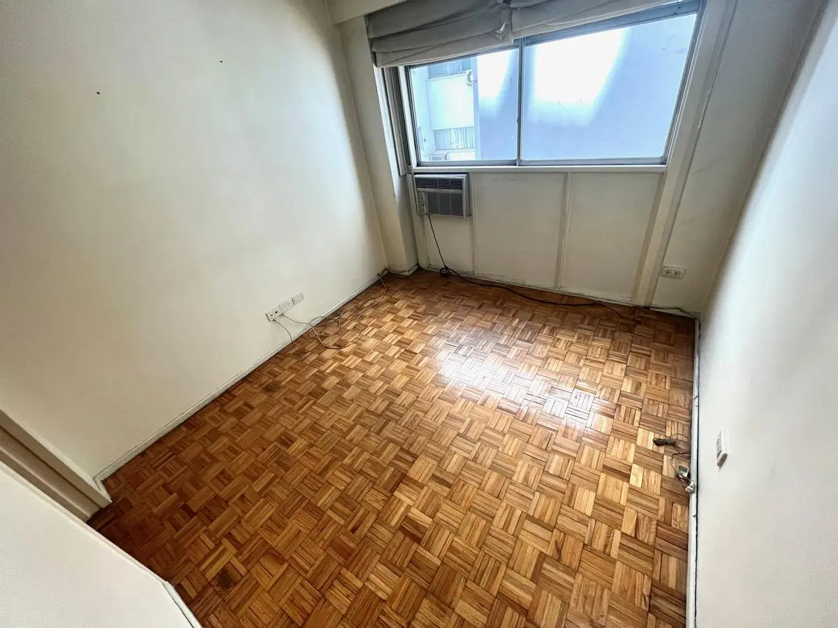Departamento 2 ambientes en venta. 2