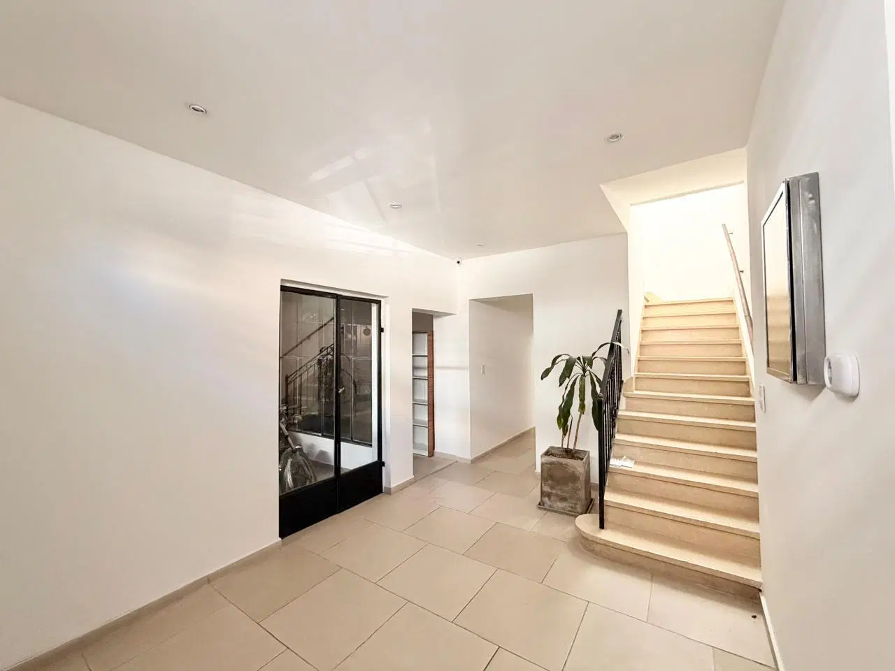 Excelente Casa nueva de 5 ambientes en Villa Crespo 1