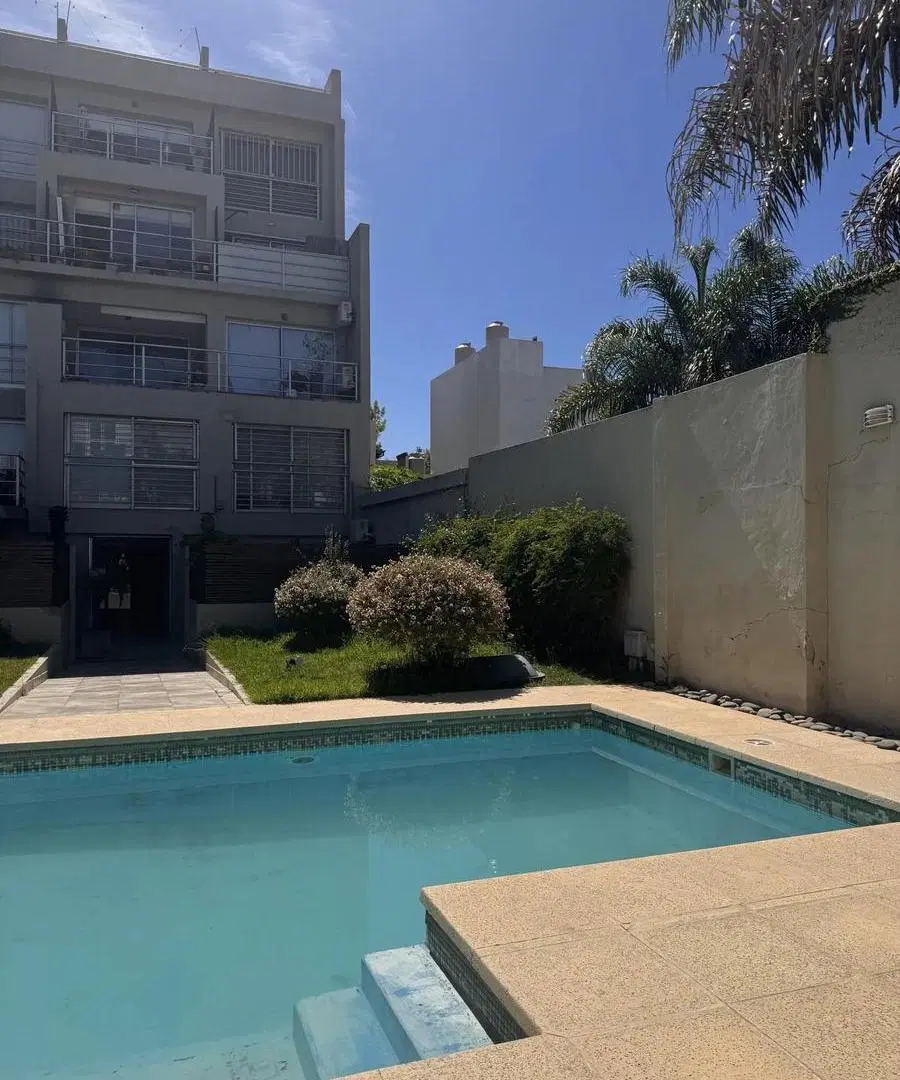 Venta de Excelente Departamento tipo Duplex en Saavedra con Balcon Aterrazado y parilla. 1