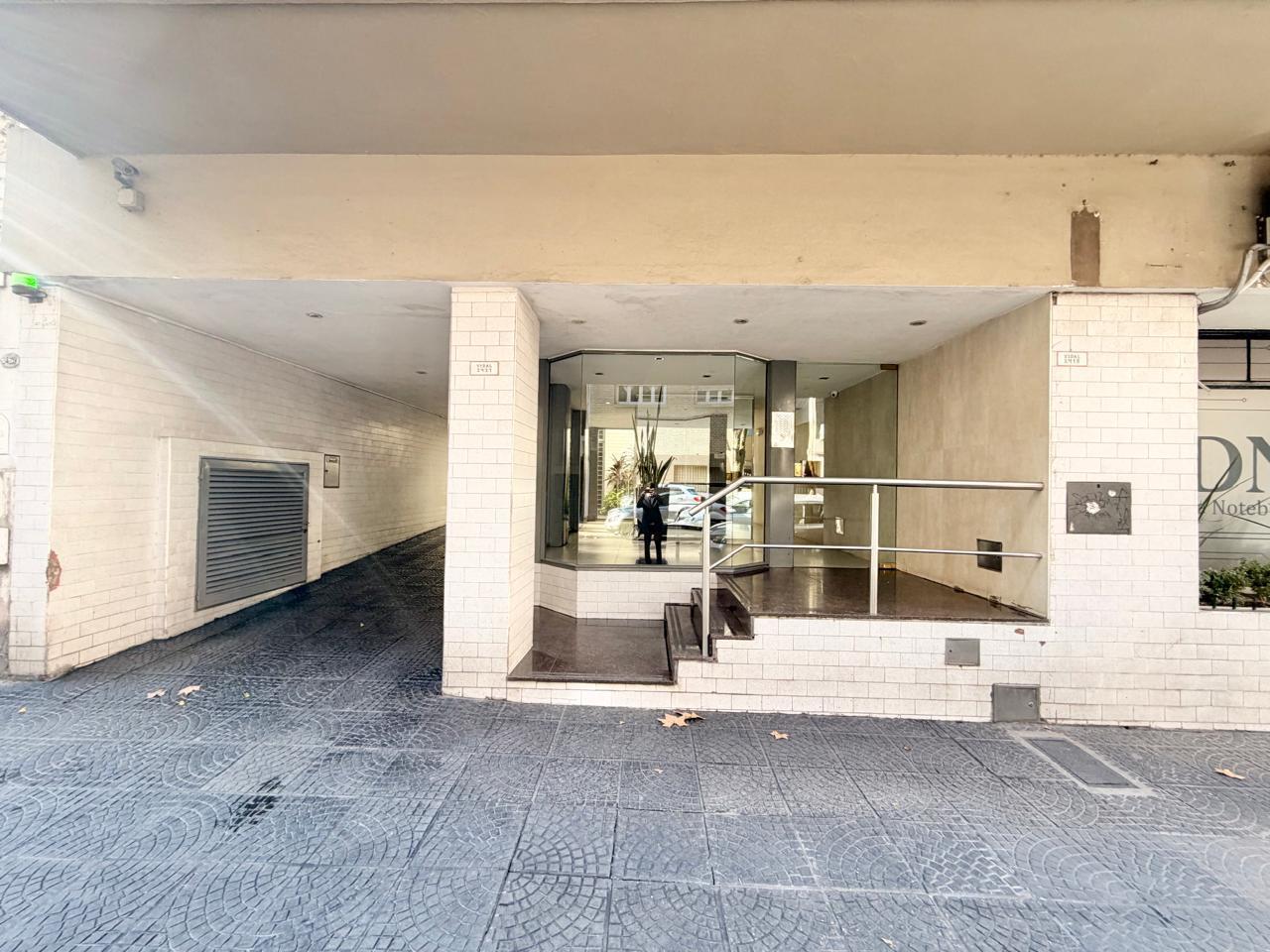 Excelente Departamento 3 ambientes en piso alto en Belgrano