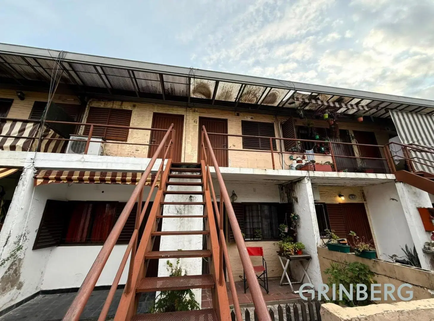 Venta Excelente Monoambiente en Munro 4