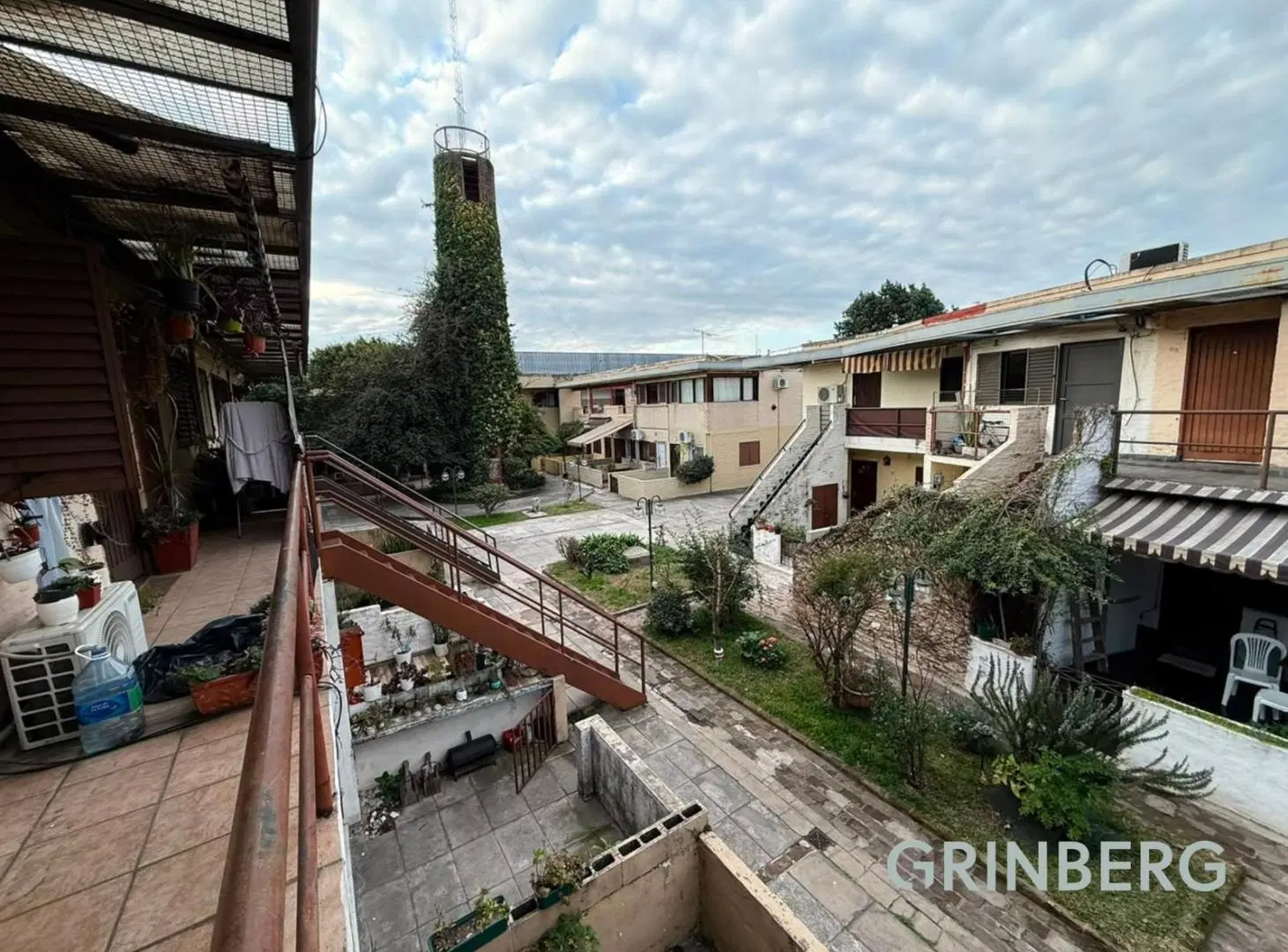 Venta Excelente Monoambiente en Munro 8