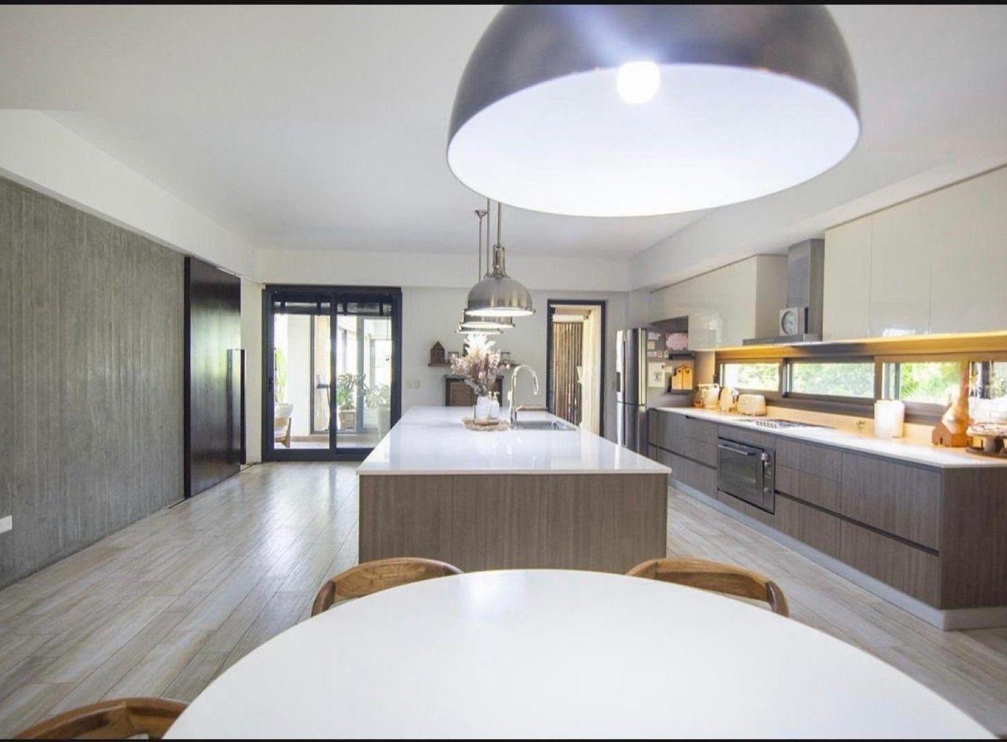 Foto de Increible Casa al Lago y con Vista al Golf, El Golf, Nordelta., imagen 5