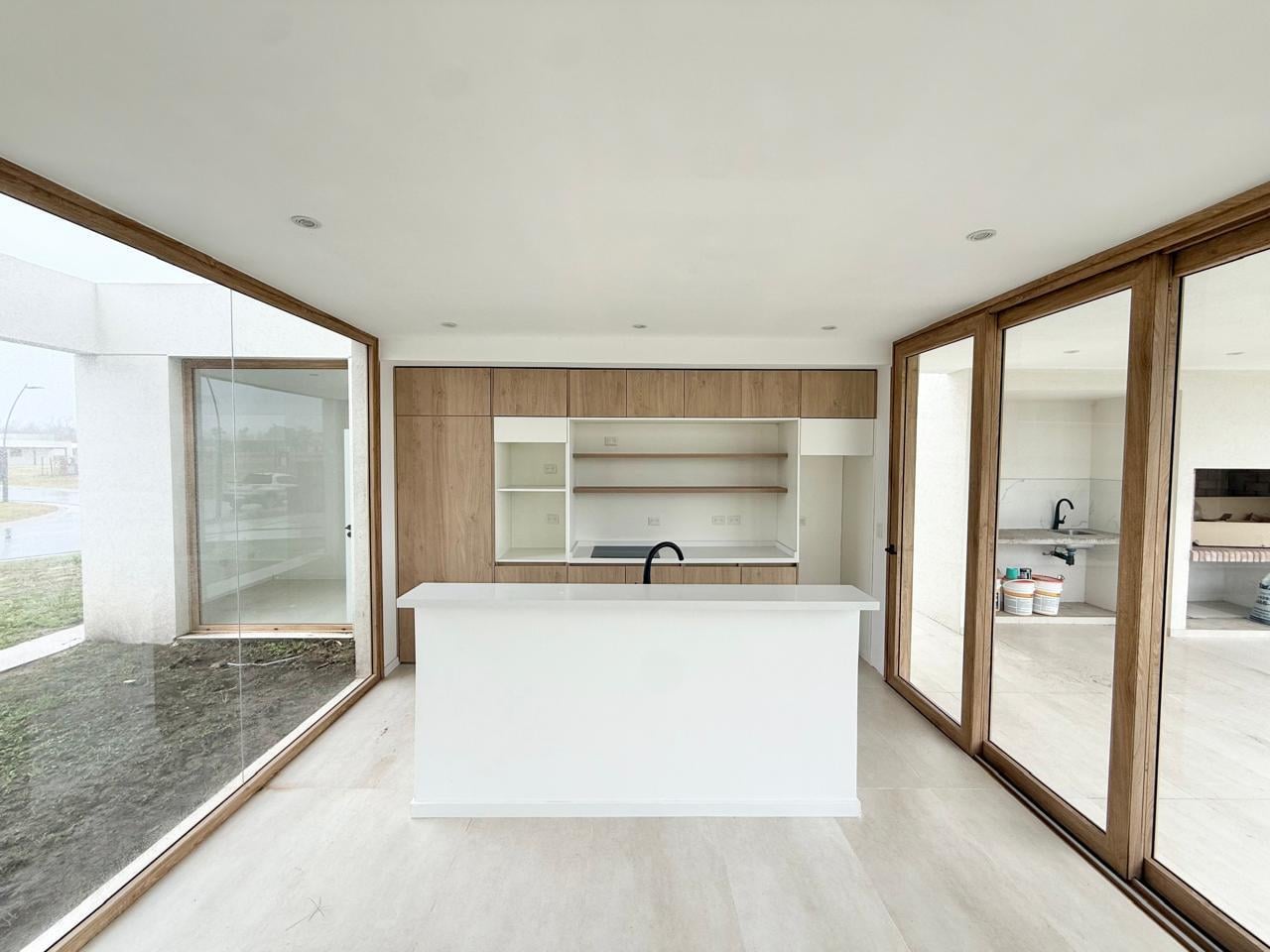 Foto de Casa en venta a estrenar en Barrio Nativas, Puertos del Lago, imagen 1