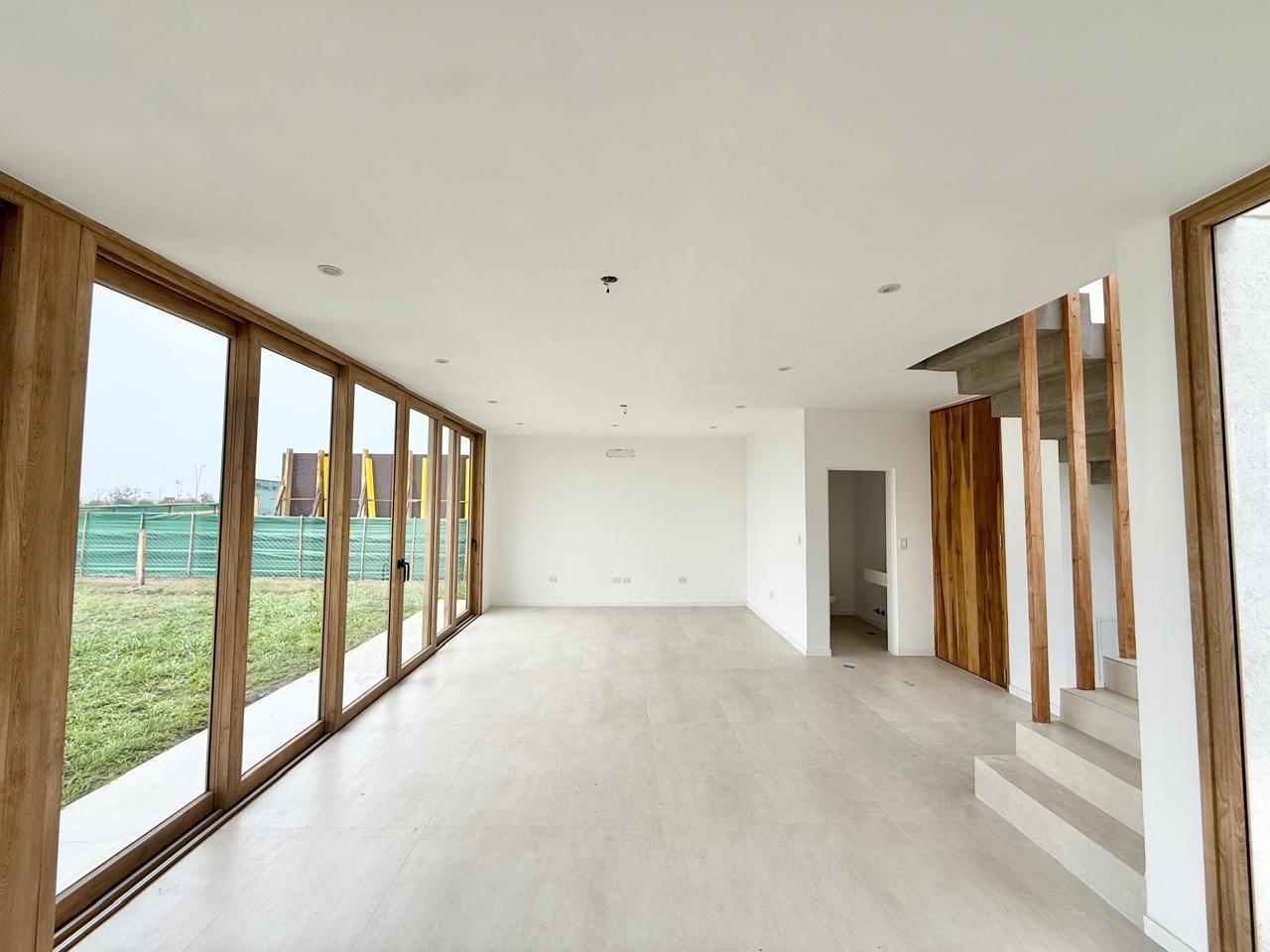 Foto de Casa en venta a estrenar en Barrio Nativas, Puertos del Lago, imagen 2