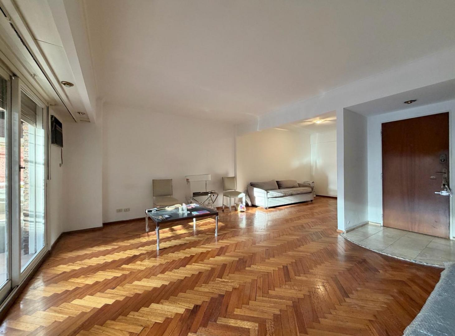 Foto de Excelente Departamento al frente de 4 ambientes con dependencia, balcón, imagen 1