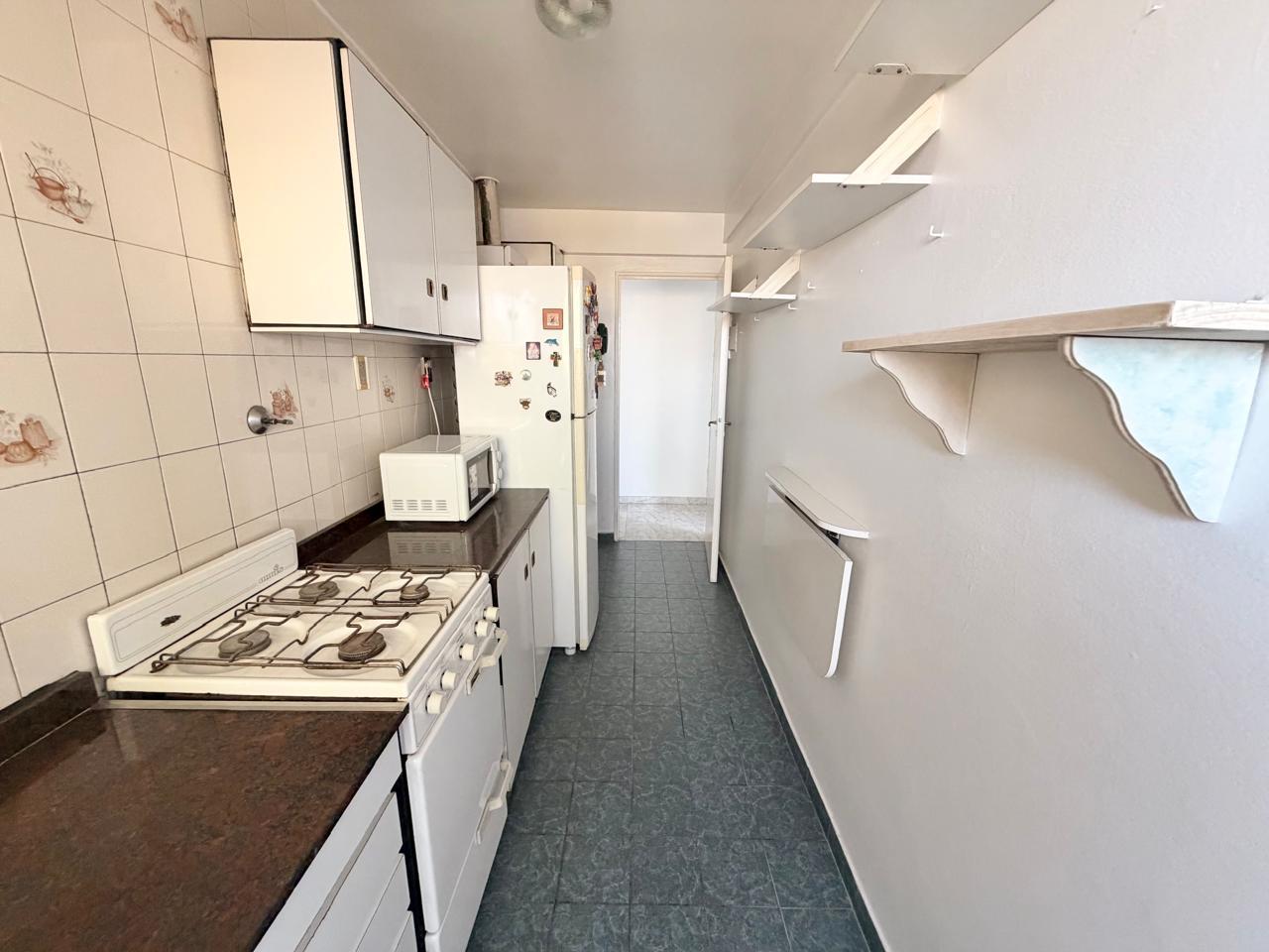 Foto de Excelente Departamento 4 ambientes piso 15 con vista abierta cochera, imagen 4