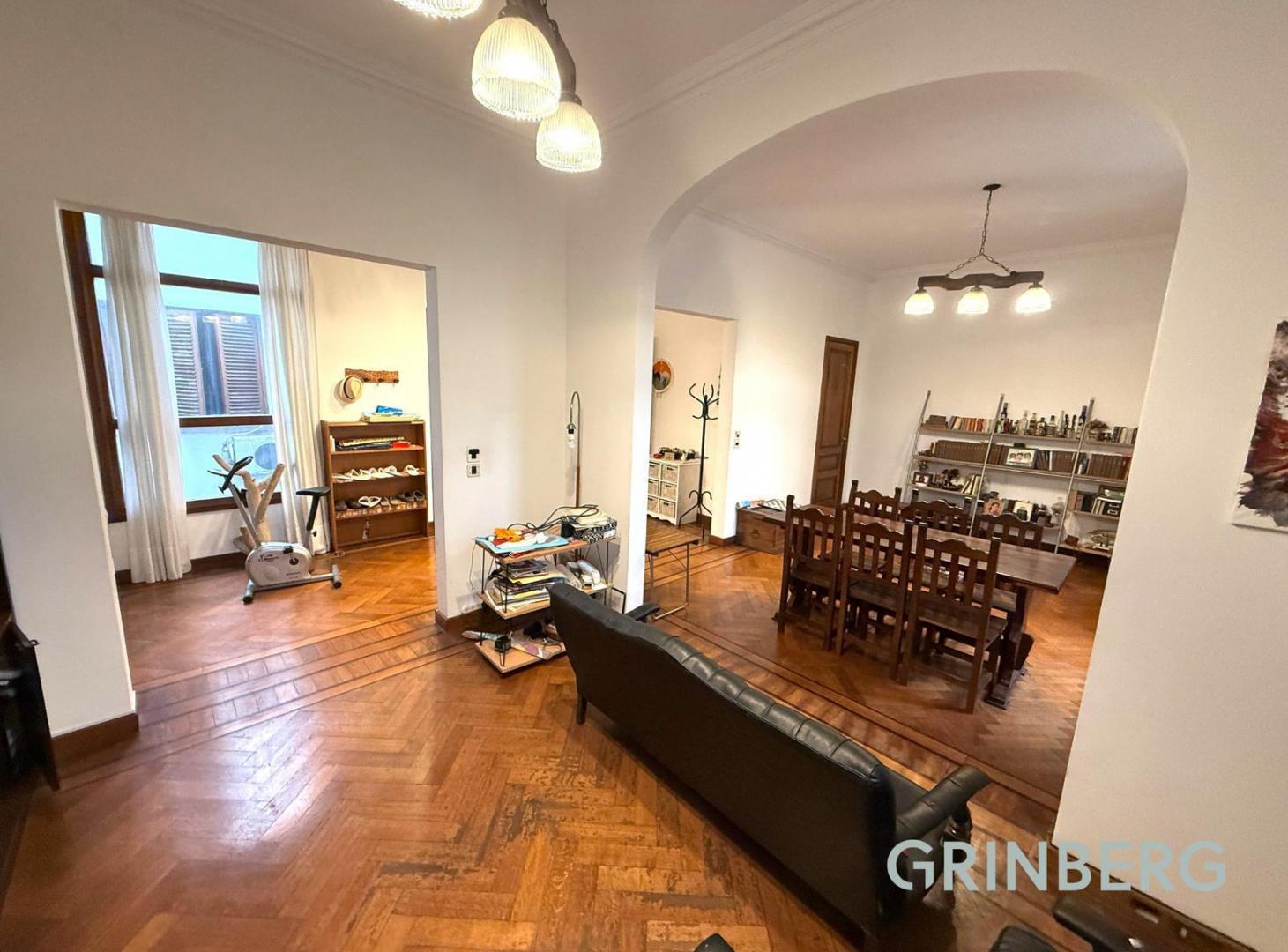 Foto de Venta PH 4 Ambientes con Terraza, Quincho y Cochera en Caballito, imagen 1
