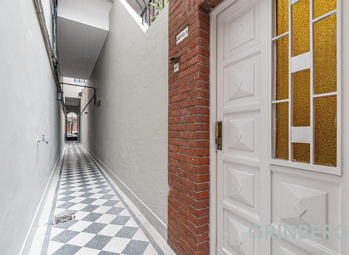 Foto de Increible PH en Venta de 2 ambientes con escritorio o segundo, imagen 1