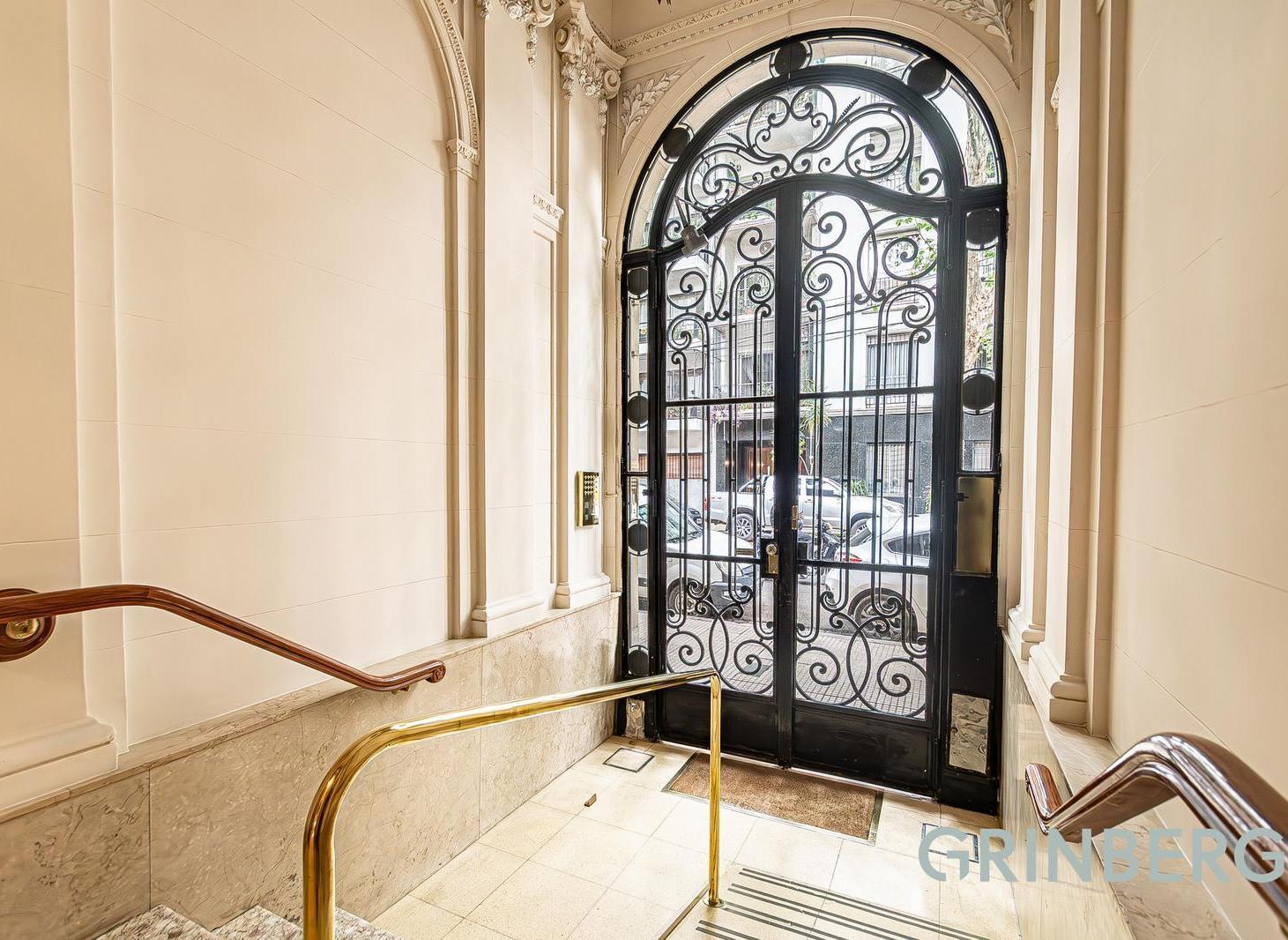 Foto de DEPARTAMENTO EN VENTA 3 AMBIENTES CON DEPENDENCIA EDIFICIO HISTORICO, imagen 4