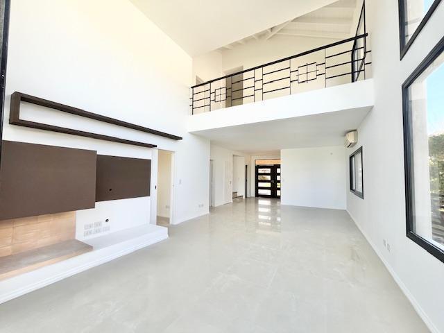 Foto de CASA EL ALQUILER EN SAUCES DE 3 DORMITORIOS, ESCRITORIO Y PLAYROOM, imagen 4