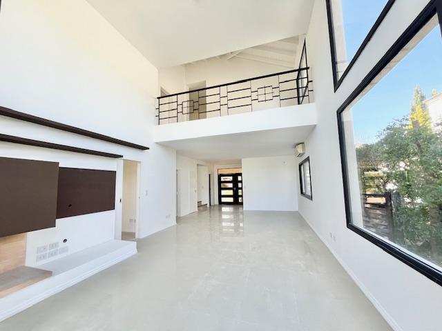 Foto de CASA EL ALQUILER EN SAUCES DE 3 DORMITORIOS, ESCRITORIO Y PLAYROOM, imagen 2
