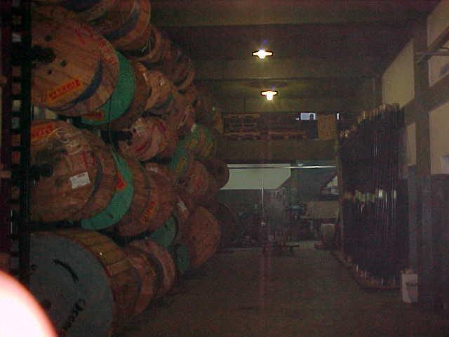 # Mira Esto # Deposito # Mixtura 2 # 700 M²c # 8,66 X 43 m 5