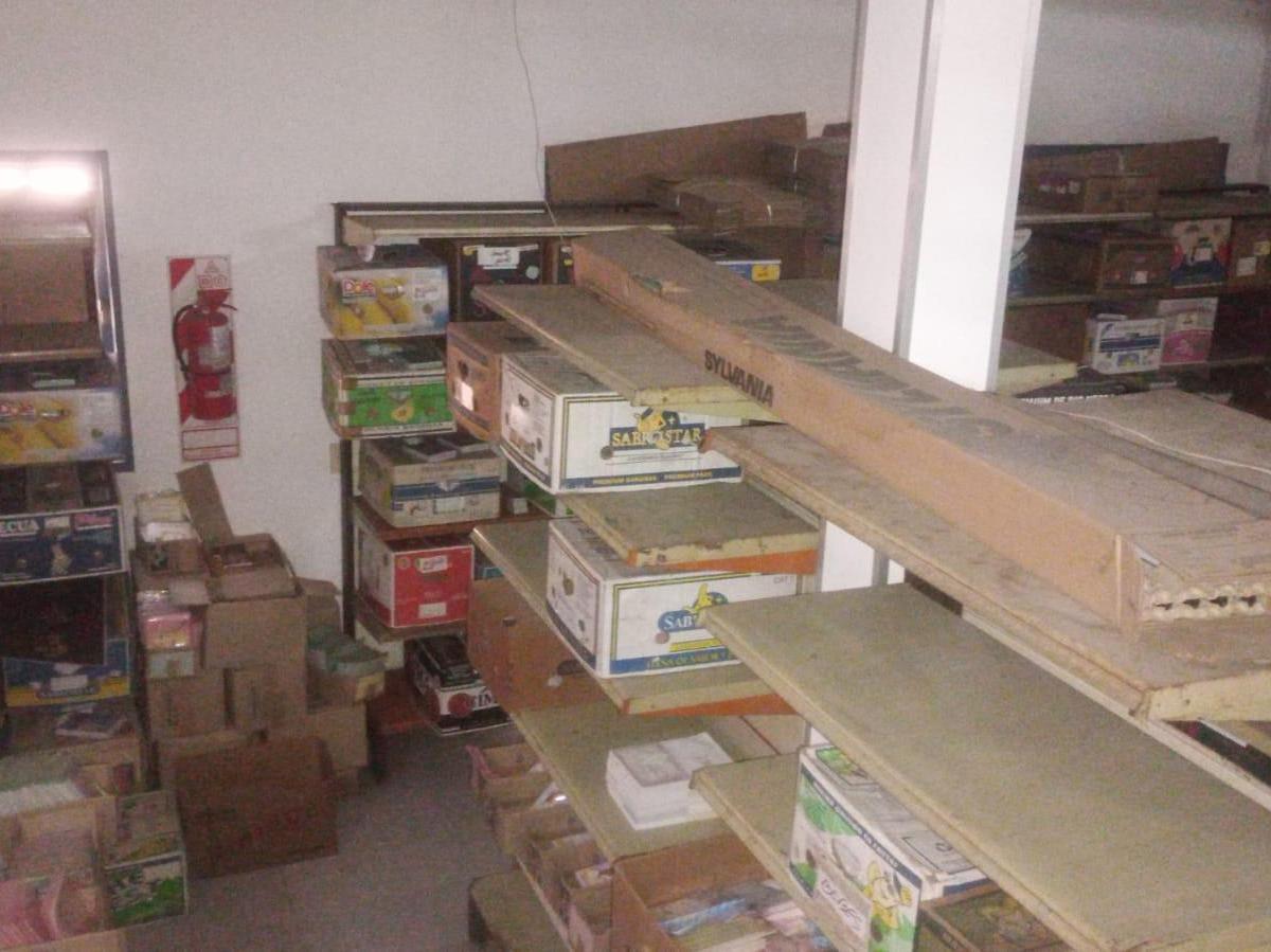 # Mira Esto # Deposito 500 m² # Montacarga # Impecable 4