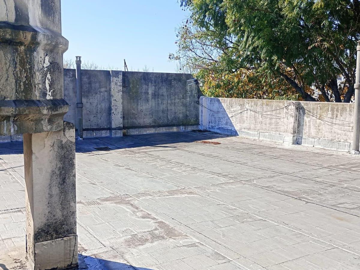 # Mira Esto # Deposito 250 M²c # T/c 3 Amb # Quincho # Tza # Oportunidad 5