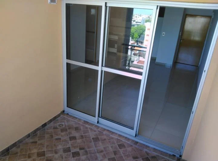 # MIRA ESTO # 2 AMB # BALCON # OPC COCHERA  5