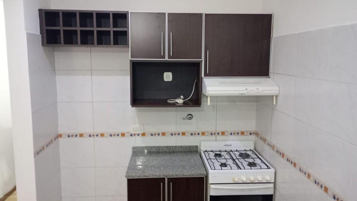 Foto de # MIRA ESTO # ALQUILER # 2 AMB # CON PATIO # A/A # DISPONIBLE, imagen 1