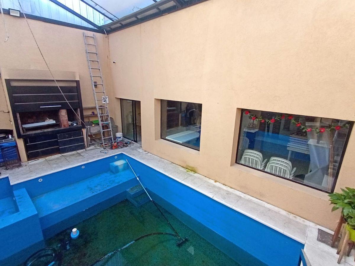 Foto de # MIRA ESTO # UNICA # CASA 7 AMB # PILETA # SAUNA # JACUZZI # SALON #, imagen 3