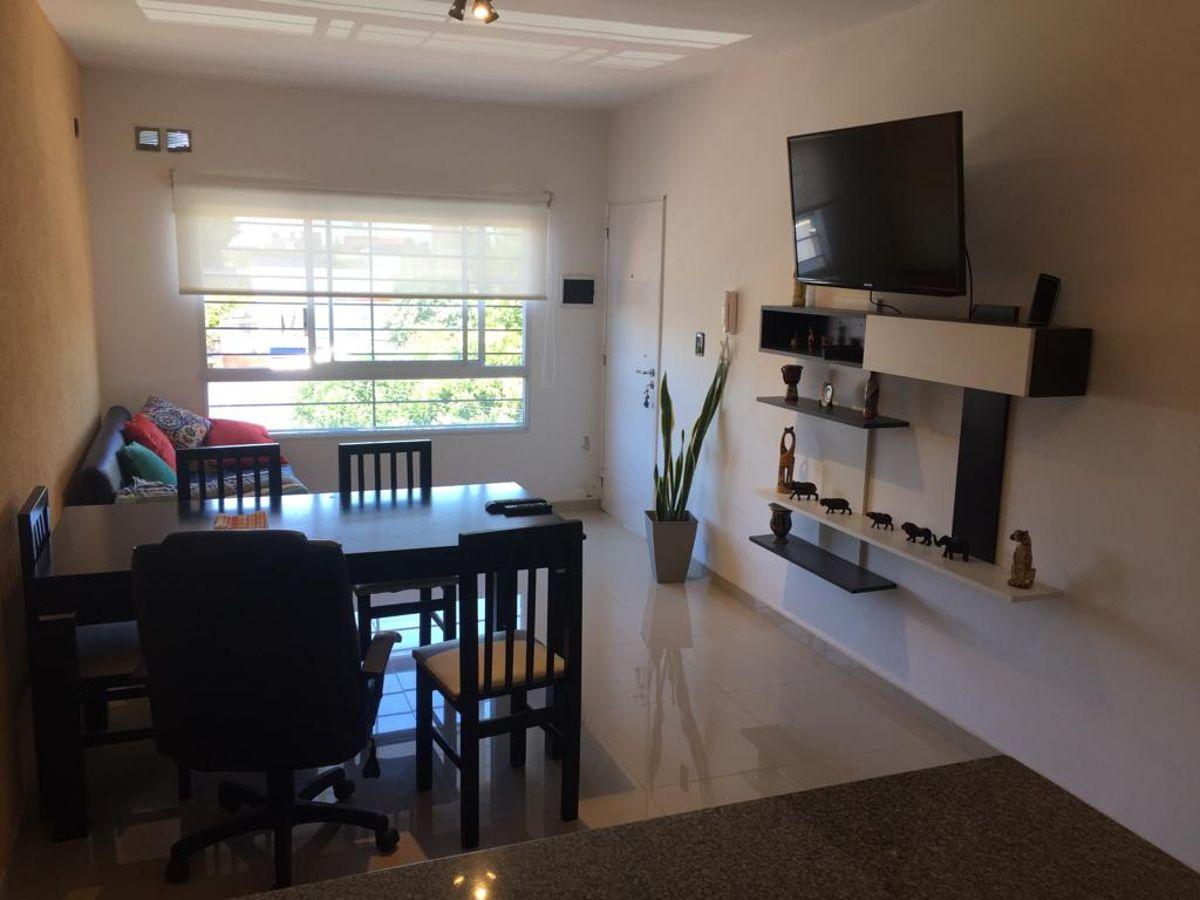 Foto de # MIRA ESTO # APTO CREDITO # 2 AMB # BALCON # OPORTUNIDAD, imagen 4