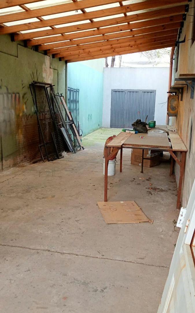 Foto de # MIRA ESTO # DEPOSITO # LOCAL # USO COMERCIAL # 150 M2C LOTE 335 M2C, imagen 5