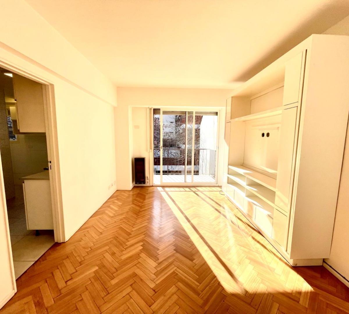 Venta Departamento 2 Ambientes Cochera y Lavadero 1