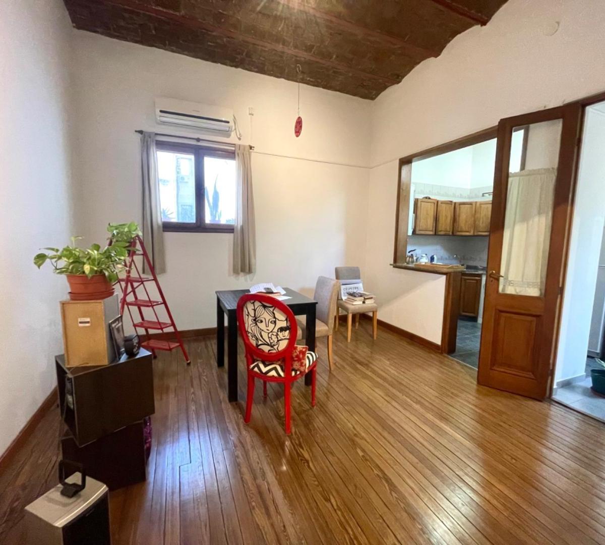 Venta Departamento 3 Ambientes en Monserrat 4