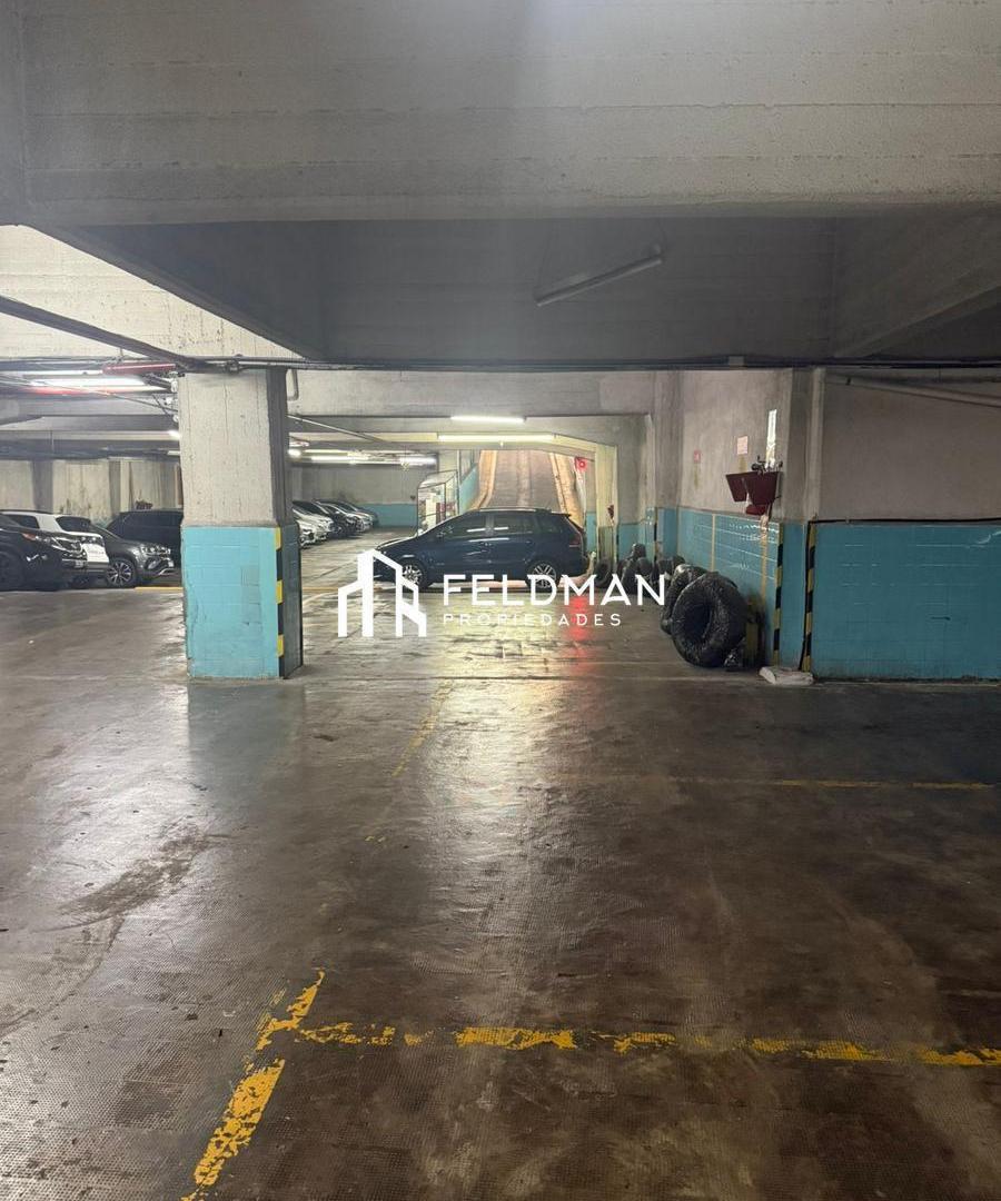 Foto de Cochera fija y cubierta en el barrio de Once, imagen 2