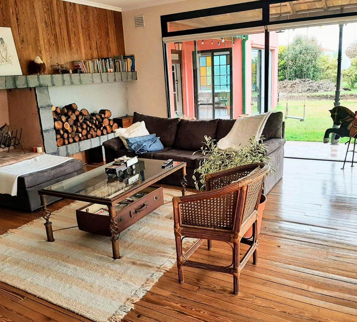 CASA EN VENTA - LOTE INTERNO - 3 DORM - HARAS SANTA MARIA