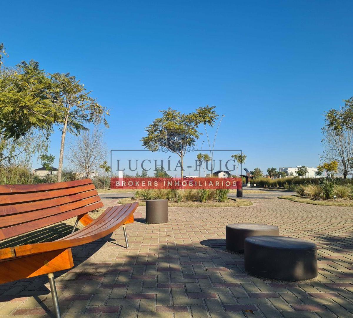 LOTE AL LAGO CENTRAL - 1005M2 - BARRIO PREMIUM AMARRAS