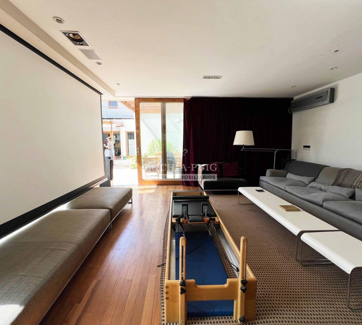 Casa en Venta 4 Dorm. - Piscina y Jacuzzi - La Colina 5