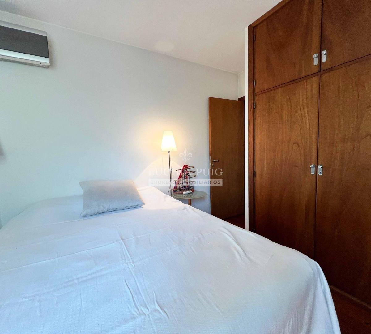Casa en Venta 4 Dorm. - Piscina y Jacuzzi - La Colina 1