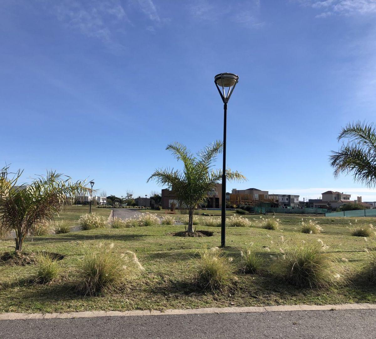 LOTE EN VENTA A LA LAGUNA - EL CANTÓN NORTE - ESCOBAR