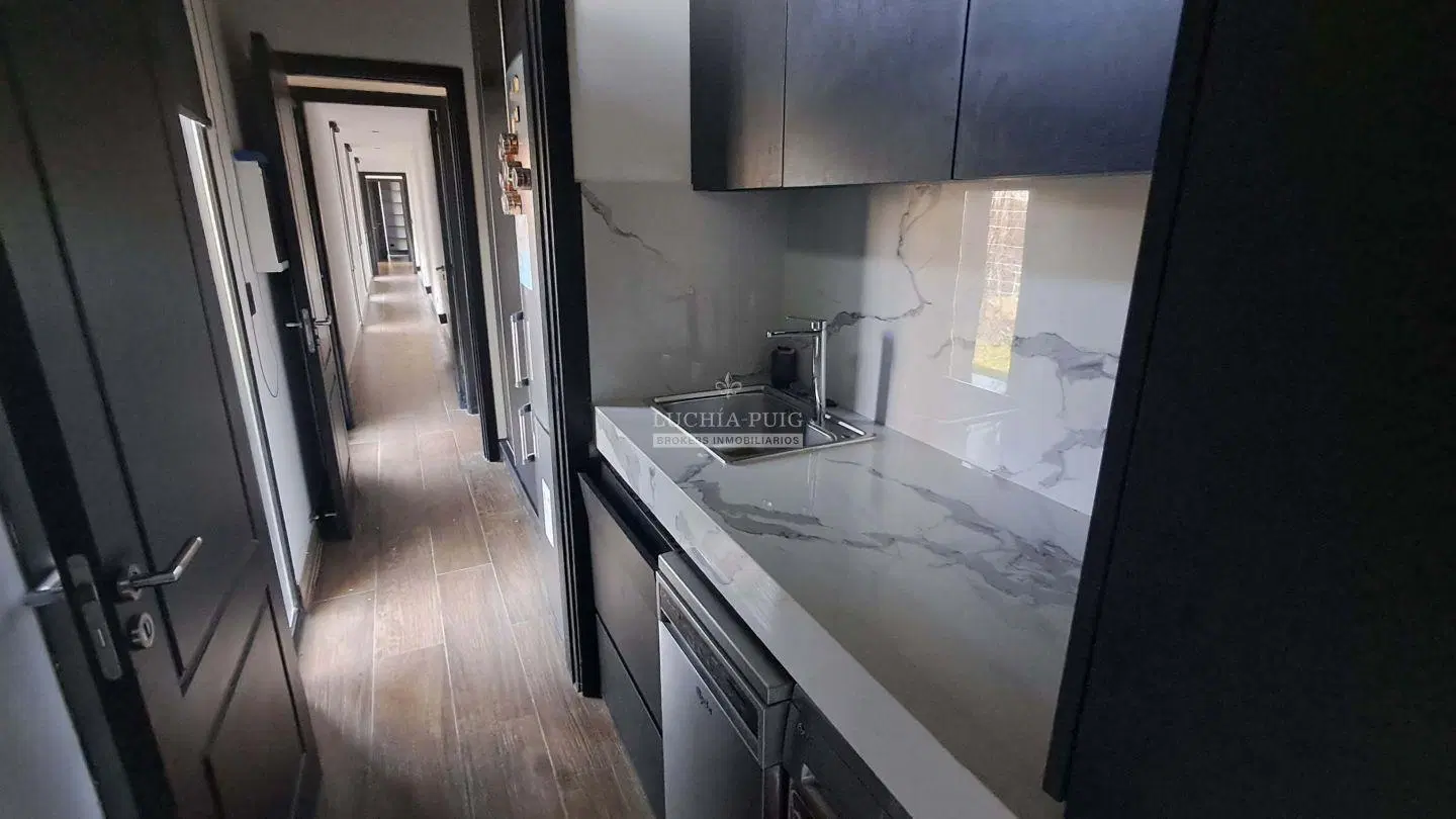 CASA EN ALQUILER 3 DORMITORIOS CON PILETA Y AMARRA PROPIA - BARRIO EL CANAL 3