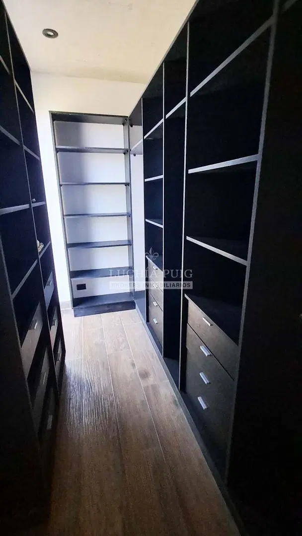 CASA EN ALQUILER 3 DORMITORIOS CON PILETA Y AMARRA PROPIA - BARRIO EL CANAL 8