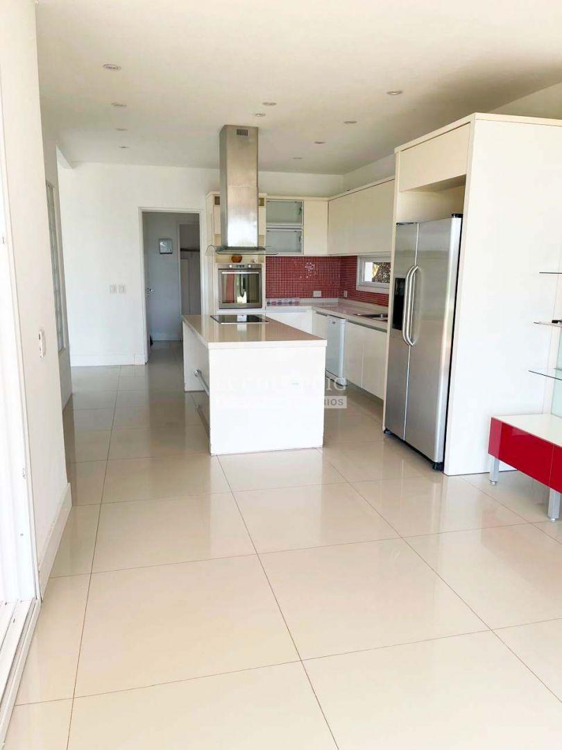 Foto de CASA EN ALQUILER AL RIO - 4 DORMITORIOS - SANTA CATALINA, imagen 3