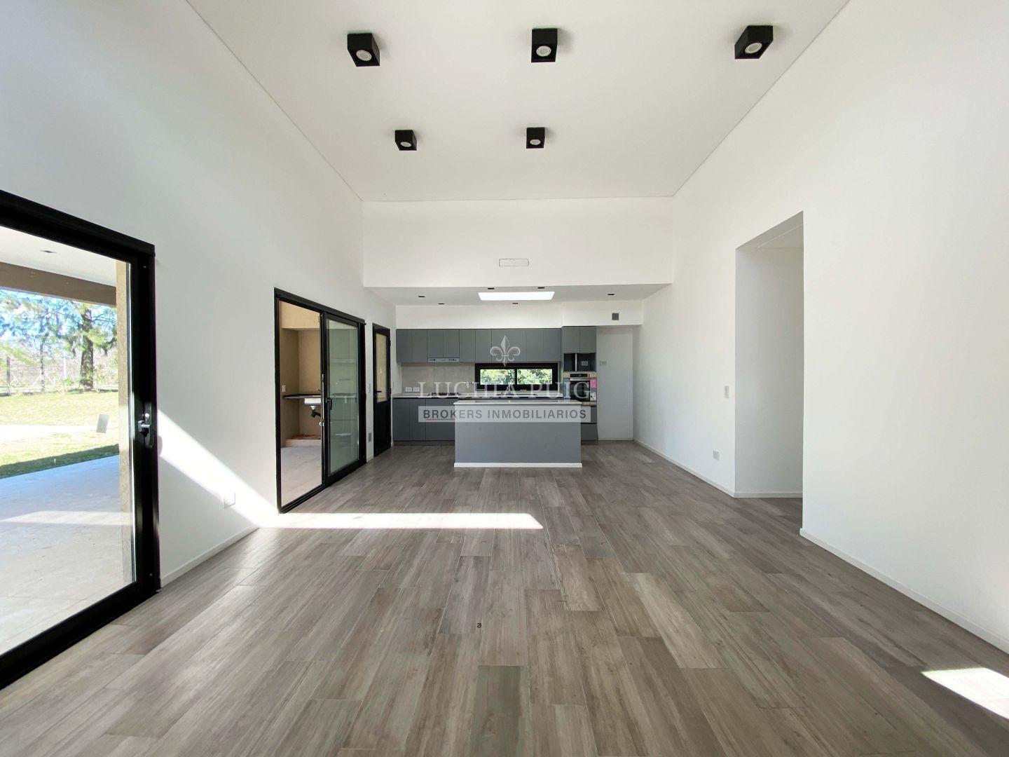 Foto de CASA EN VENTA 3 DORMITORIOS CON PILETA A ESTRENAR - SAN MATIAS ÁREA 1, imagen 3