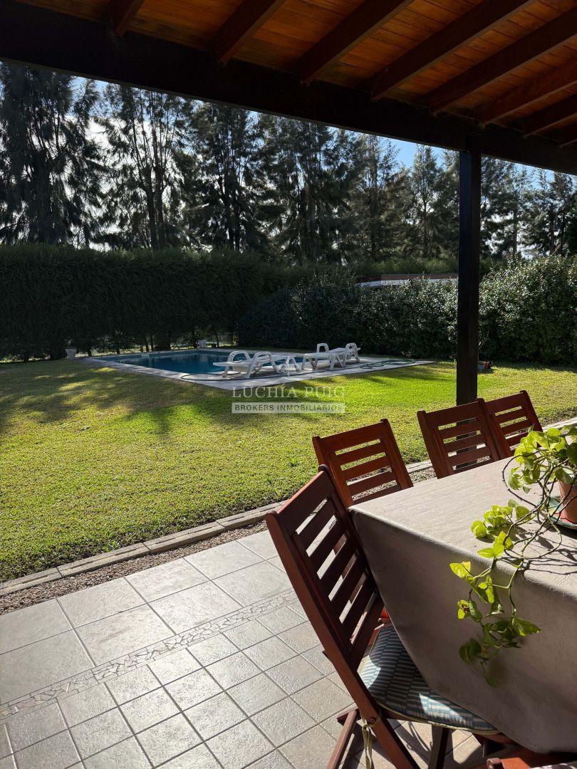 Foto de CASA EN VENTA 3 DORMITORIOS LOTE PERIMETRAL - BARRIO SANTA CLARA, imagen 2