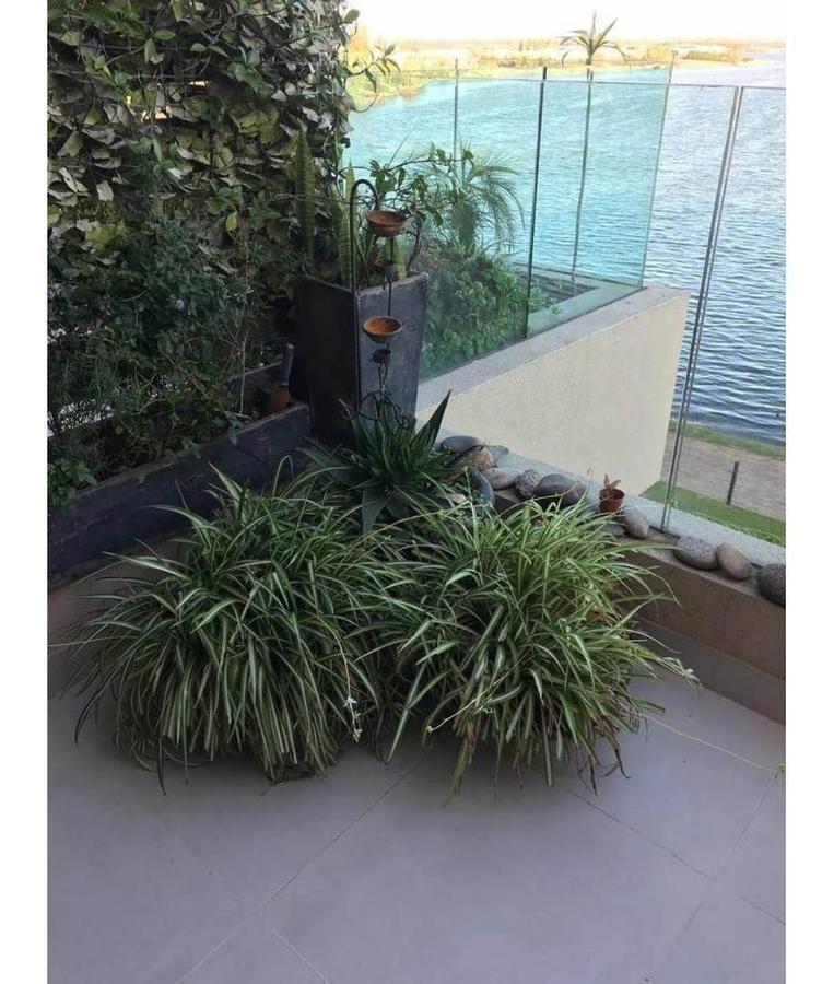 venta de Excelente departamento de 3 Ambientes En Praia, Vista Increible. Amenities