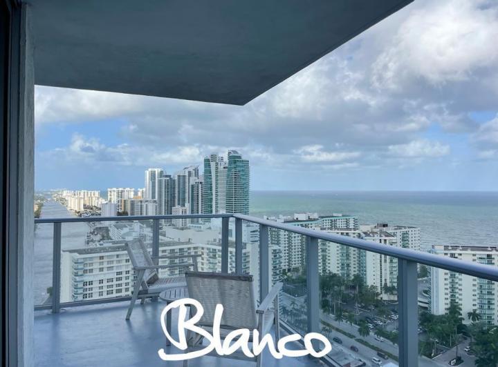 Departamento en Alq. Temporario en Hollywood, Miami, Florida