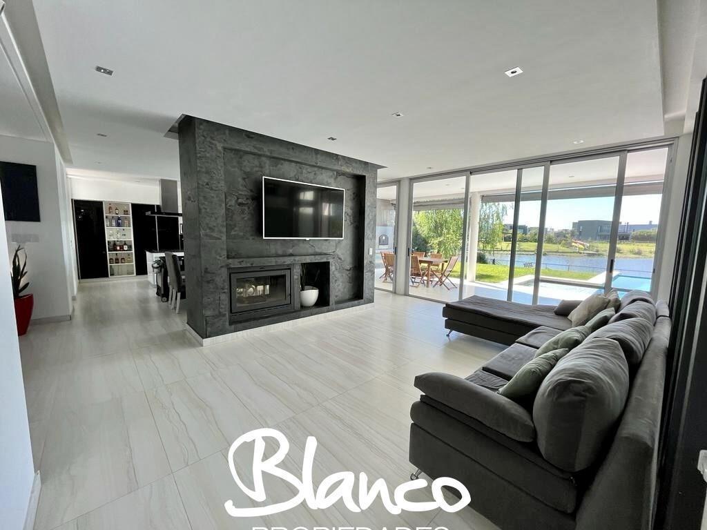 Casa en Venta en El Cantón, Islas, Escobar, G.B.A. Zona Norte