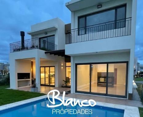 Casa  en Alquiler en Puertos, Barrio Araucarias, Escobar, G.B.A. Zona Norte 2