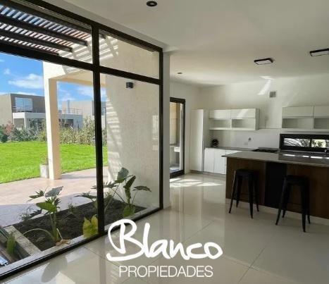 Casa  en Alquiler en Puertos, Barrio Araucarias, Escobar, G.B.A. Zona Norte 5